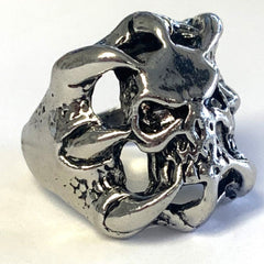 Wholesale Claw Holding Skull Head Designs Holding Metal Biker Ring