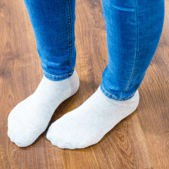 Wholesale Women's Solid Ankle Socks