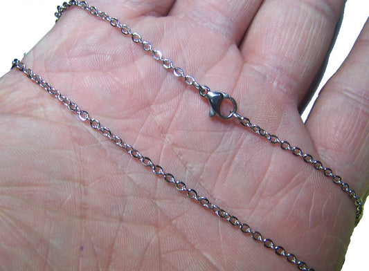 Wholesale DELUXE STAINLESS STEEL SILVER  24 INCH ROLO LINK CHAIN NECKLACE ( sold by the piece or dozen )