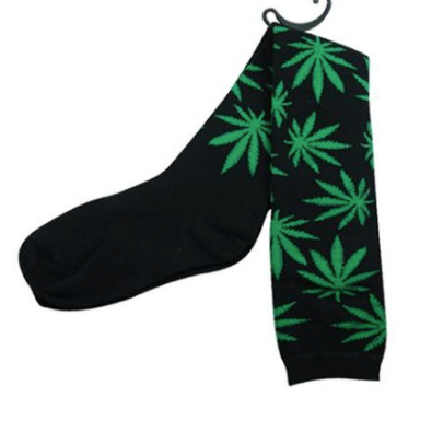 Wholesale GREEN & BLACK POT LEAF LONG UNISEX SOCKS  (sold by the pair)